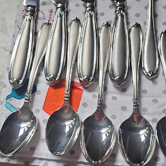 Princess House" BARRINGTON Elegant Silver Cutlery Set - Picture 3 of 5
